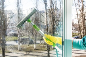 Okna po zimie – nie tylko mycie