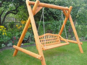 Huśtawki ogrodowe – pobujajmy się leniwie