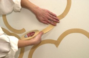 Taśmy malarskie – jakie wybrać i jak używać